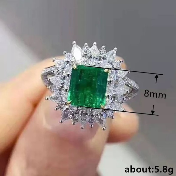 New Women’s 925 Silver Luxury Emerald Ring - Picture 4 of 4